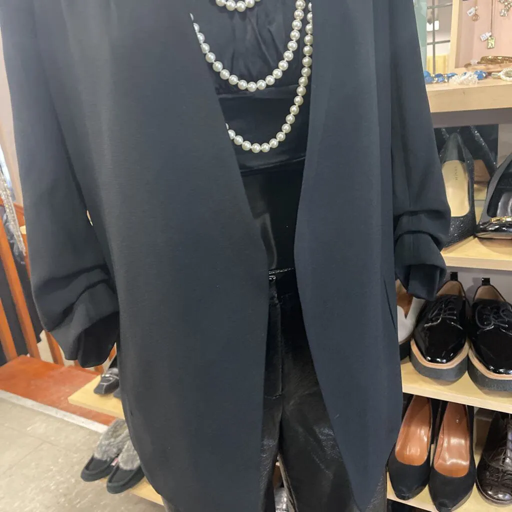 Babaton Blazer 4