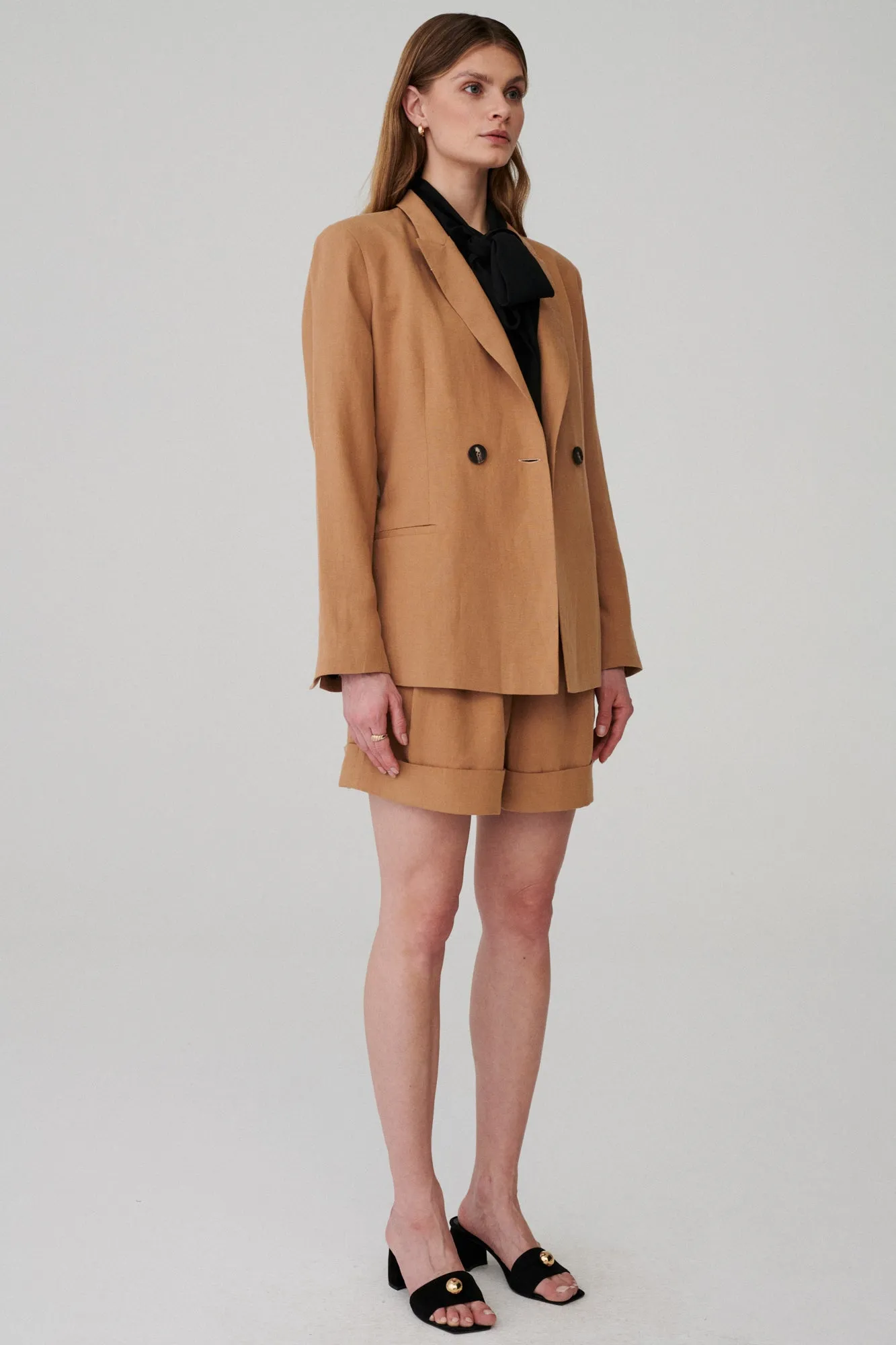 Blazer jacket in Tencel™ & linen / 18 / 07 / savanna