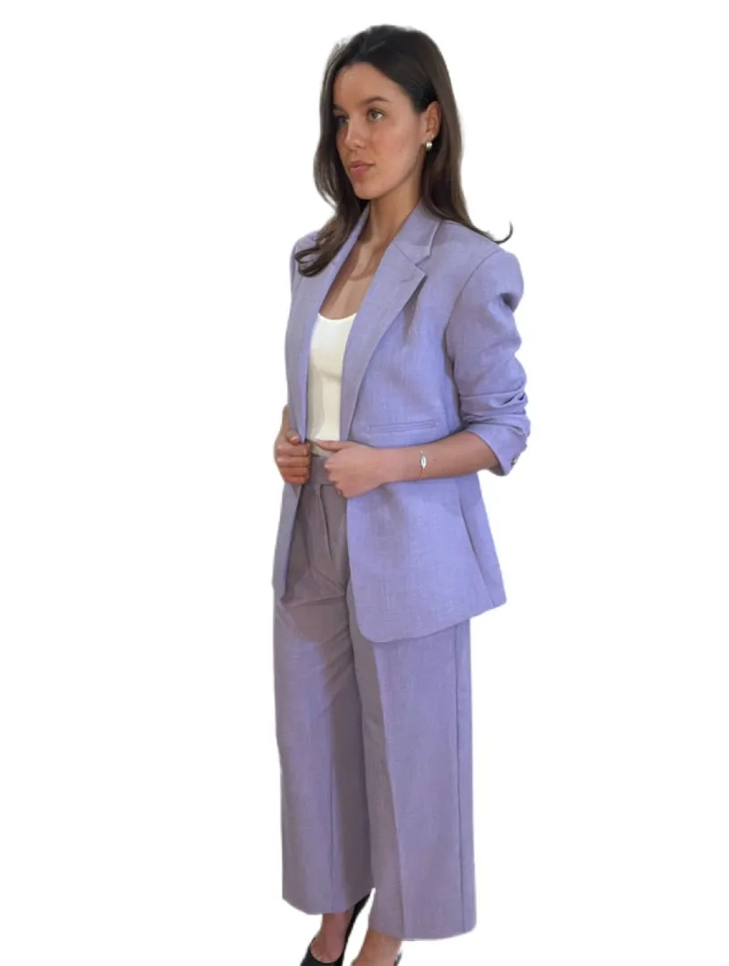 Camilla & Marc Lavendar Pants Suit. Size: Pants 6. Blazer 4