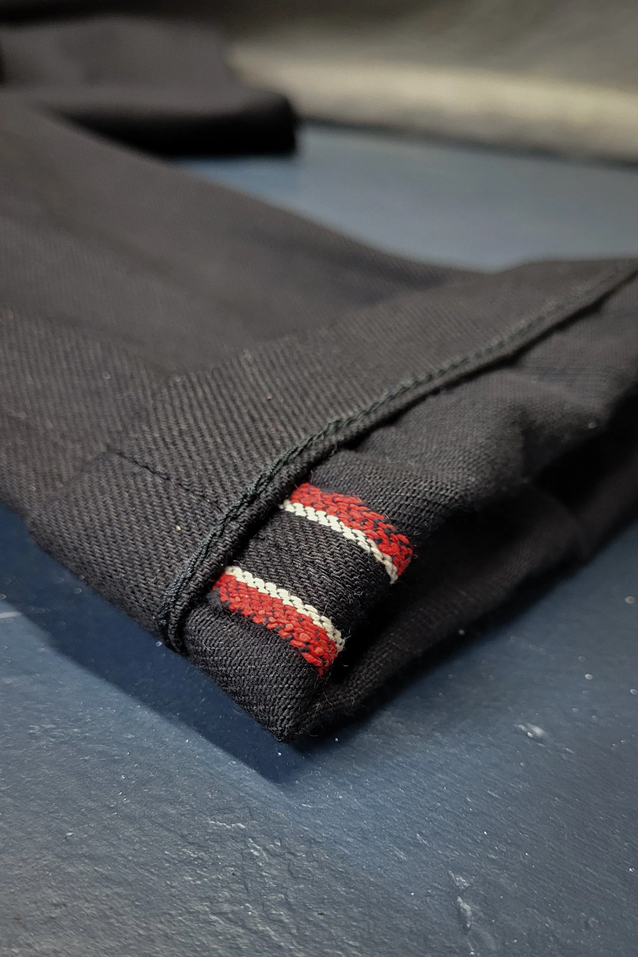 Casual Denim Pants - 13.5oz. Vidalia Mills Black Selvedge Denim Size Exchange - 30 x 34