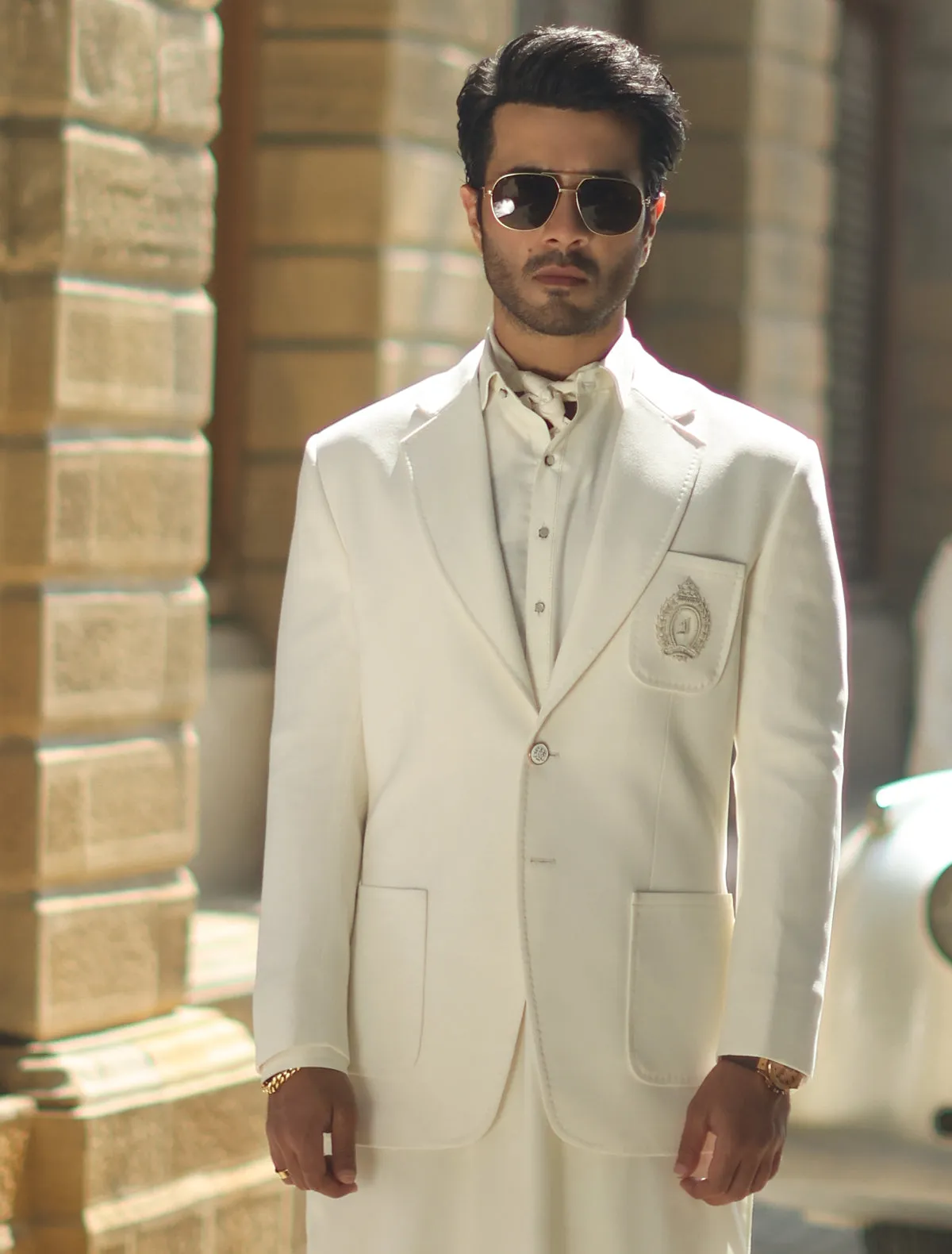 CLASSIC OFF-WHITE TWO BUTTONS MONOGRAM BLAZER
