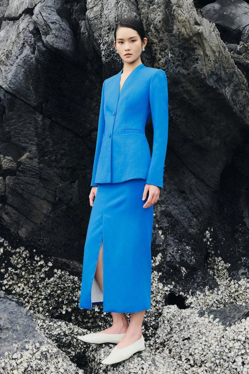 Esther A-line Lapelless Crepe Blazer