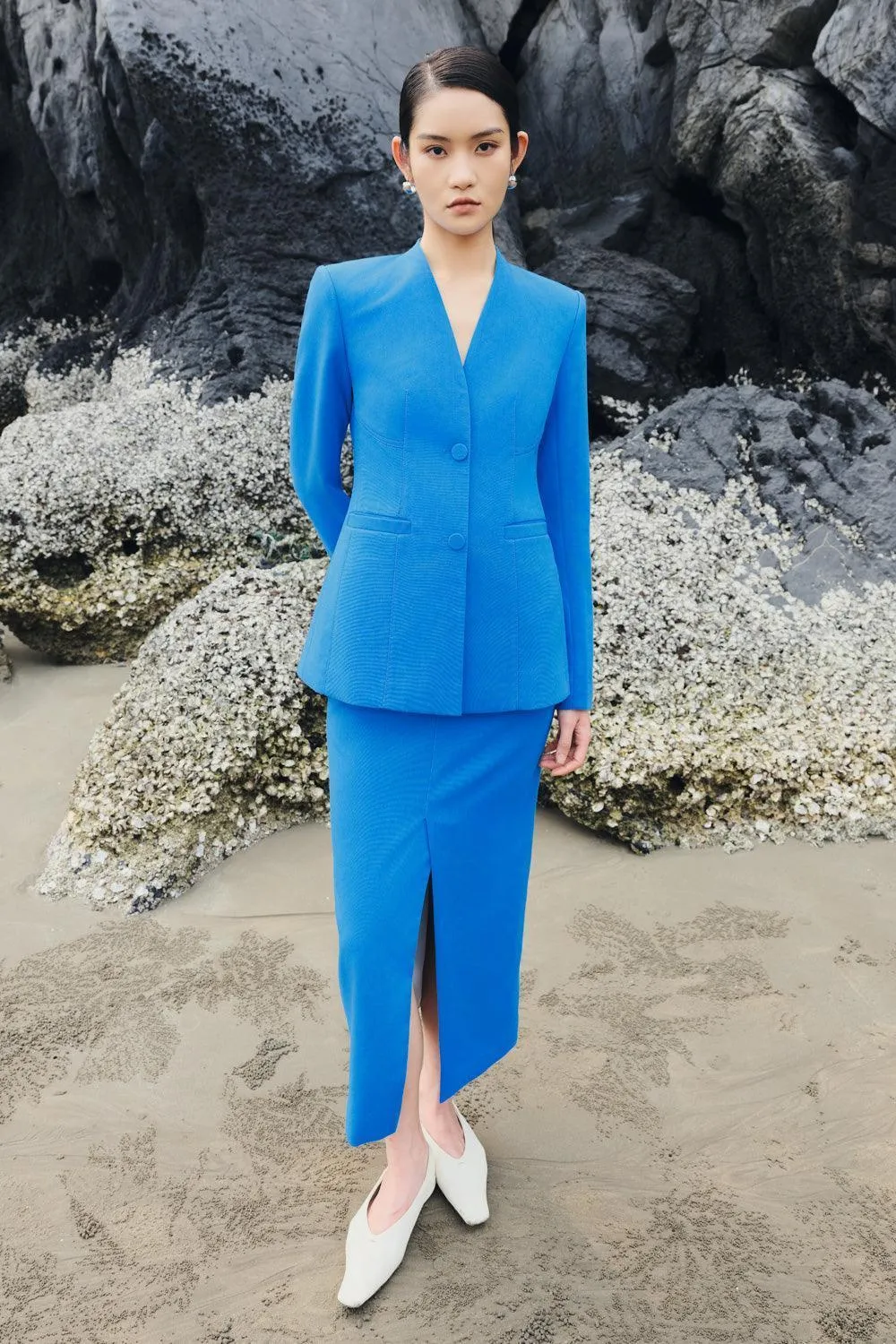 Esther A-line Lapelless Crepe Blazer