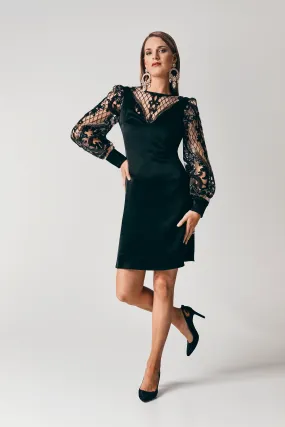 Kassandra Dress
