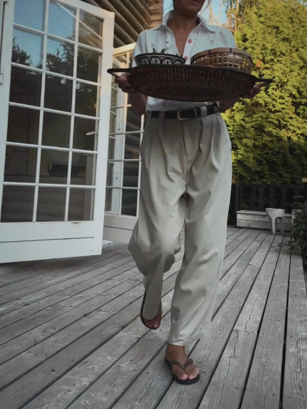 LOOSE CHINO WITH BELT - LIGHT SAND