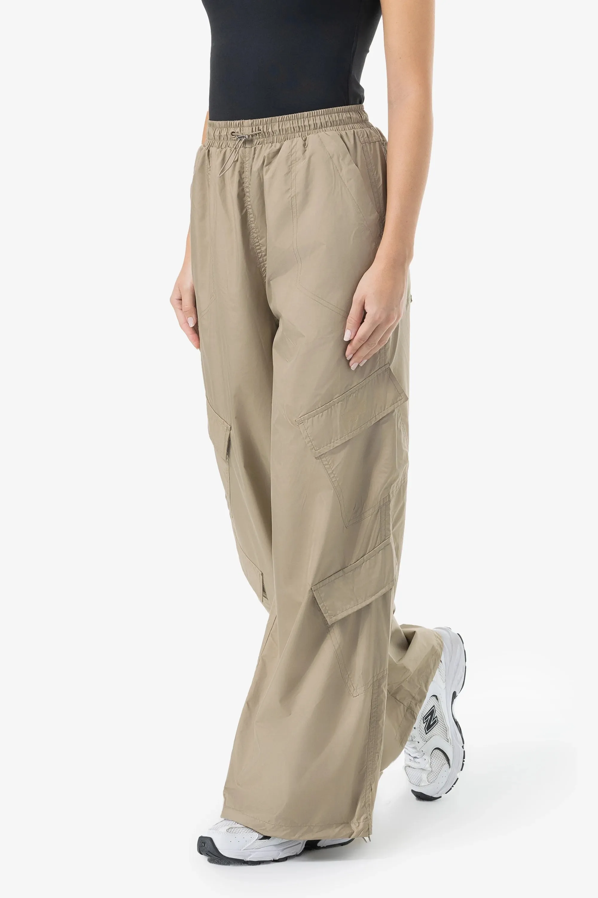 Nelly Cargo Tracksuit Pants Desert Taupe