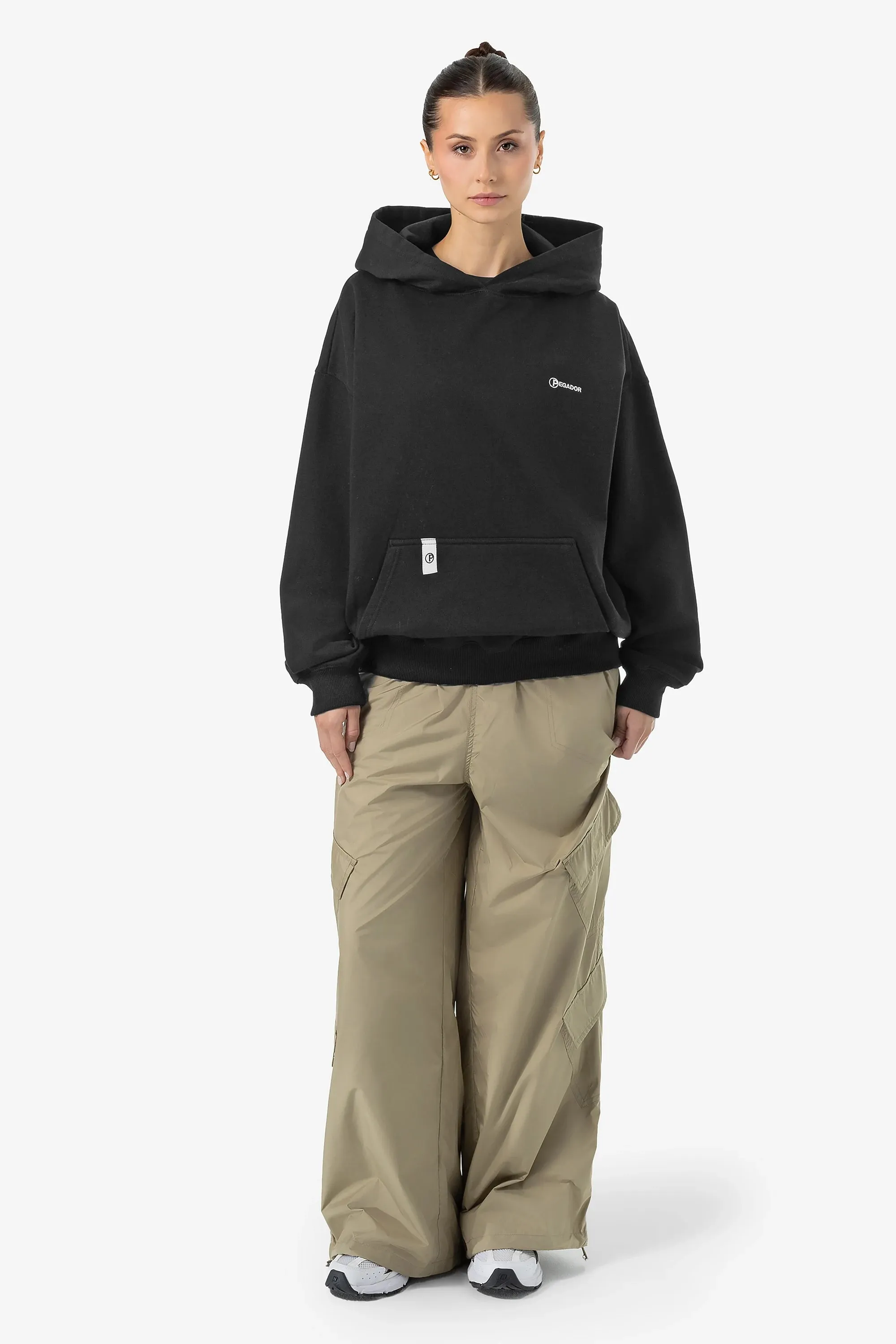 Nelly Cargo Tracksuit Pants Desert Taupe