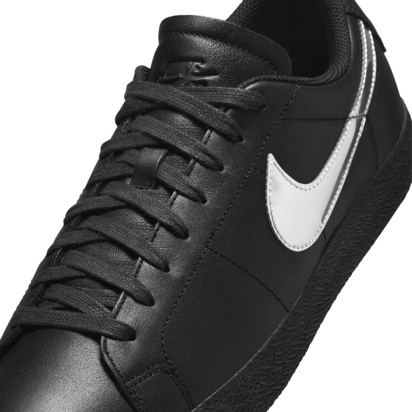 Nike SB Zoom Blazer Low x Dancer Skateboards - Black / Metallic Silver - Black