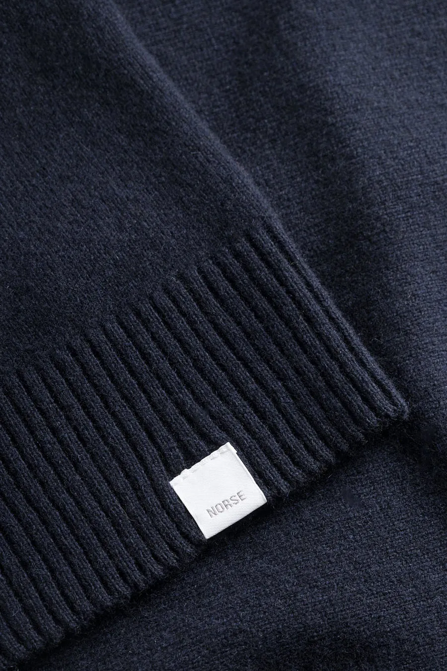 Norse Standard Merino Lambswool Cardigan - Dark Navy