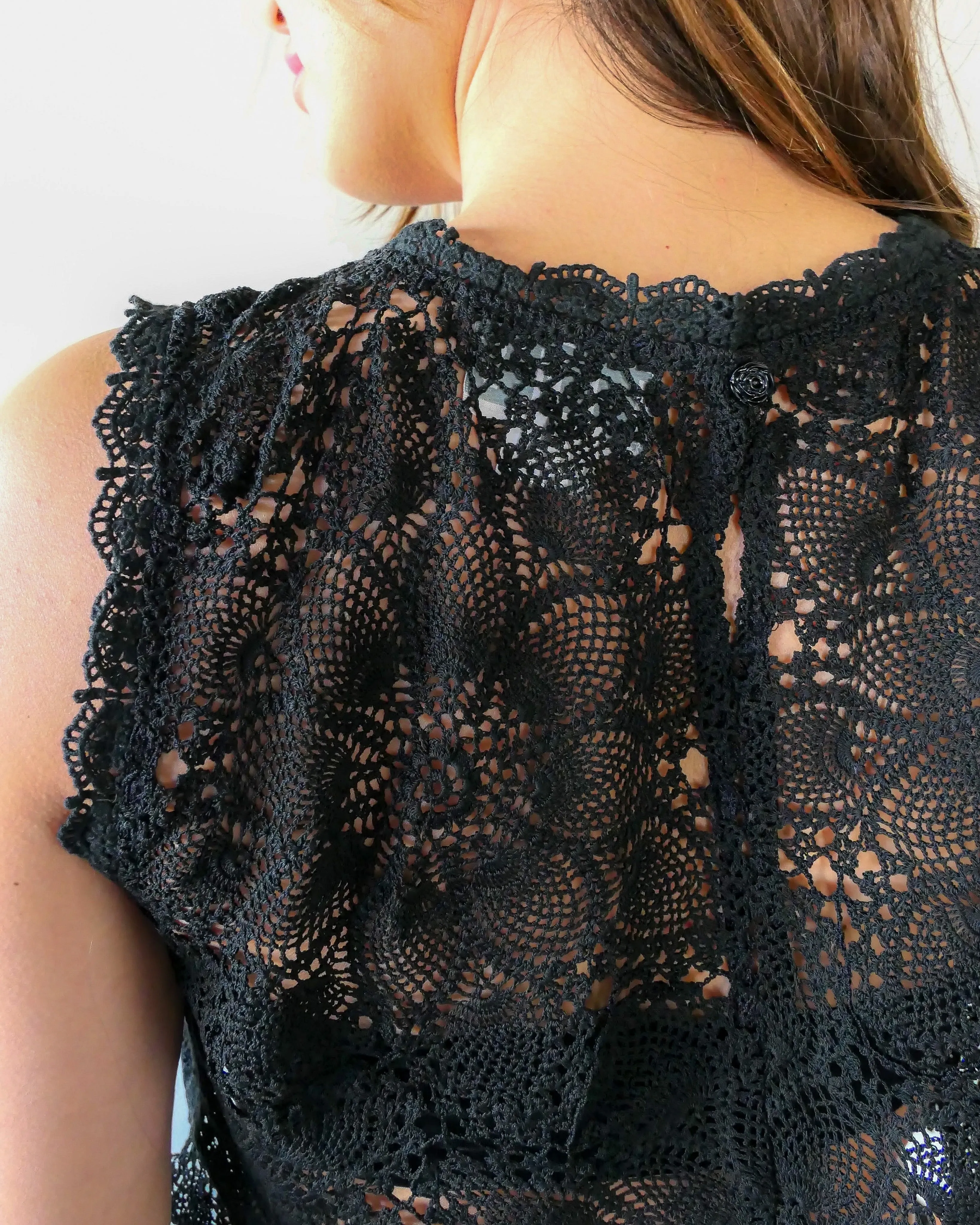 Peace Lotus Crop Tank Top in Natural