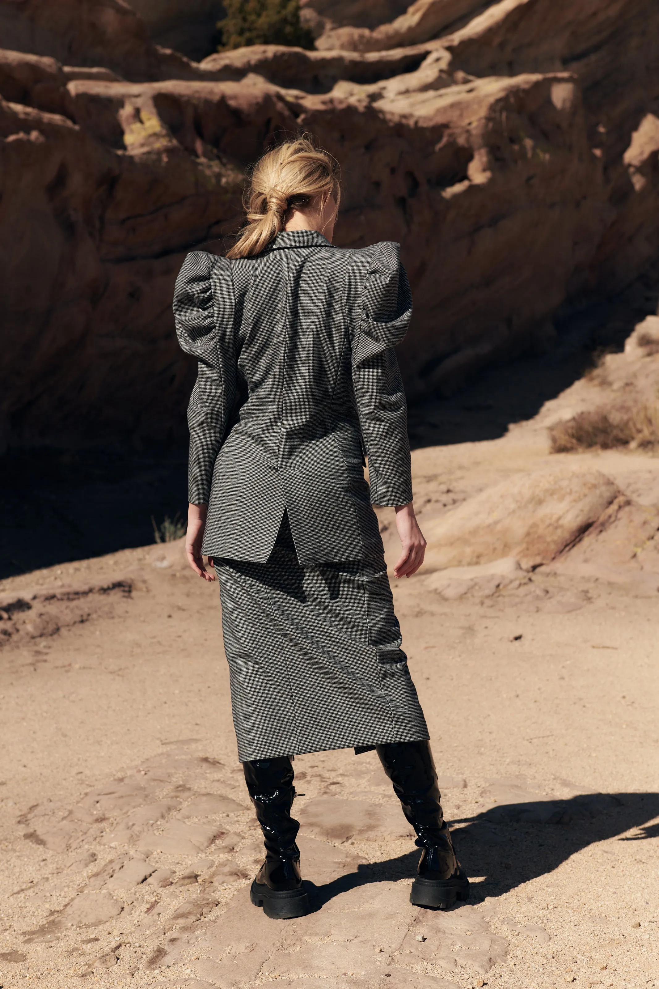 Puff sleeve tailored houndstooth blazer