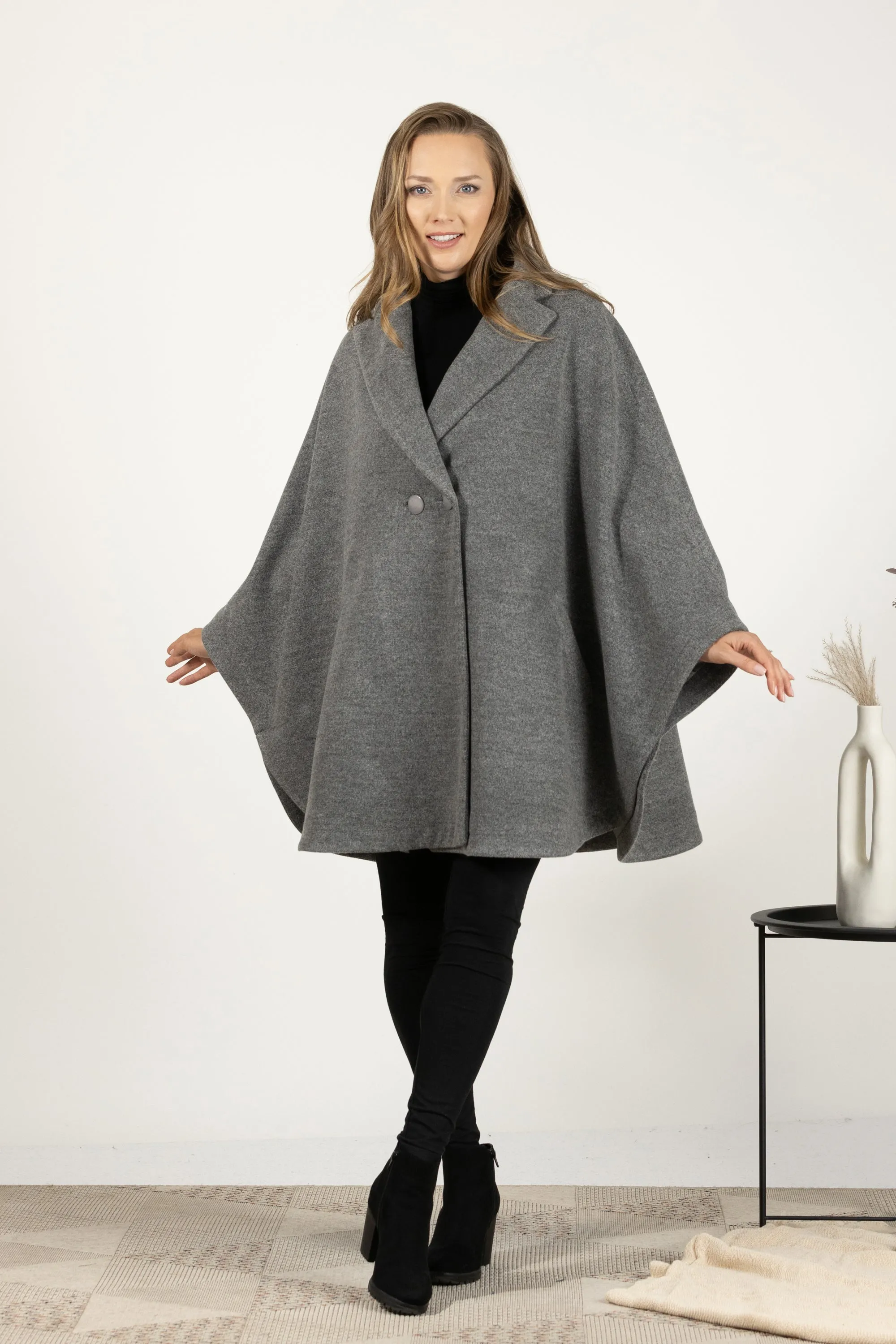 Raspberry Collared Loose Cape Coat