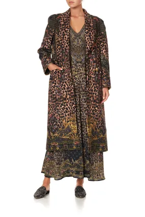 ROUNDED COLLAR COAT ABINGDON PALACE