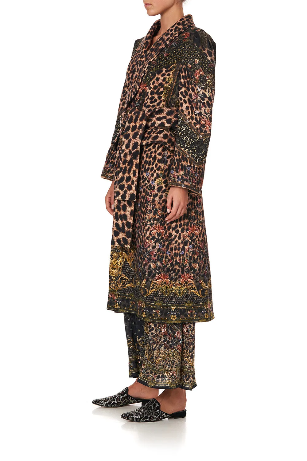 ROUNDED COLLAR COAT ABINGDON PALACE