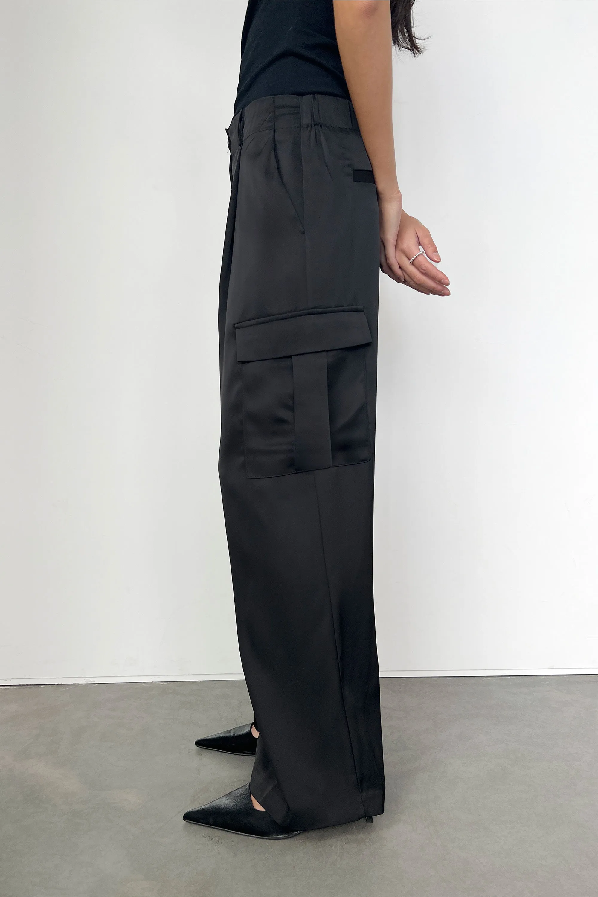 SATIN TROUSERS WITH CARGO POCKETS
