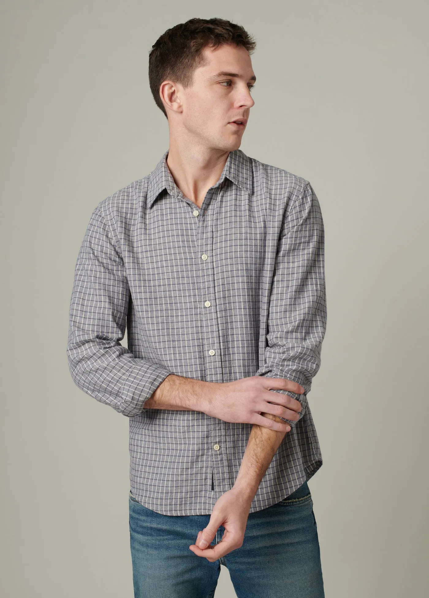 THE OLIVER LINEN SHIRT
