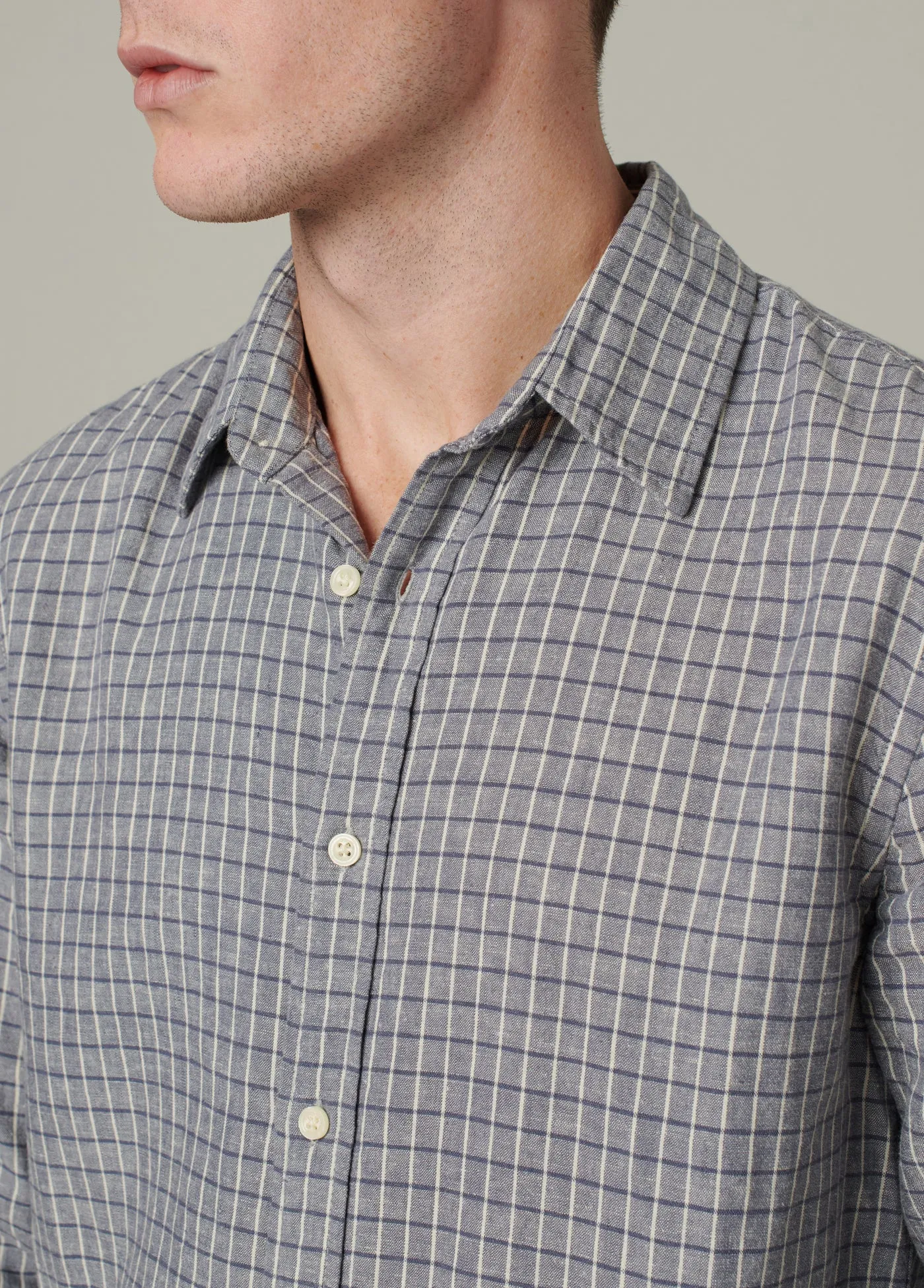THE OLIVER LINEN SHIRT