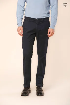 Torino pantalone chino uomo in gabardina slim fit ①