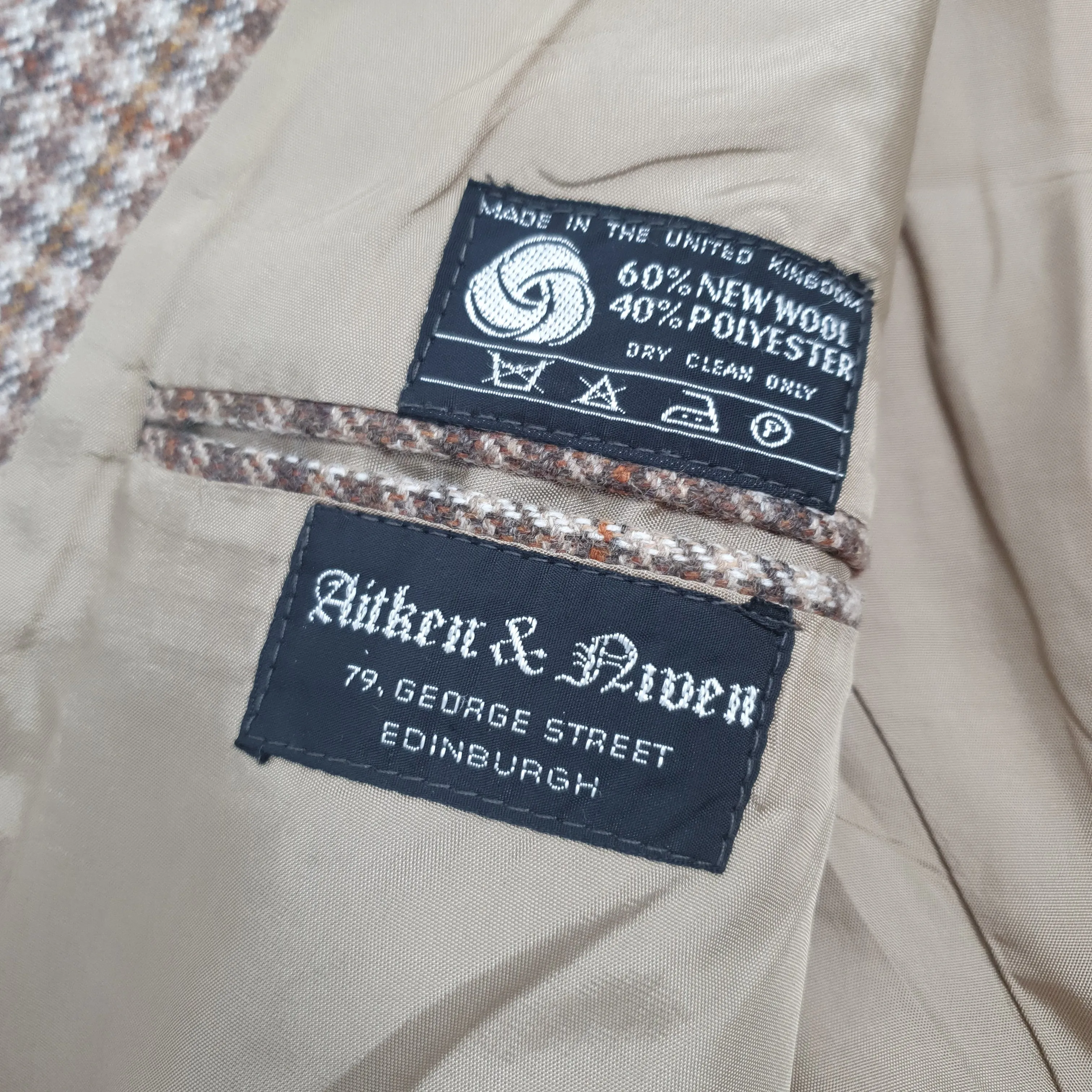 Vintage Aitken and Niven Checked Tan Plaid Wool Oversized Blazer 46"