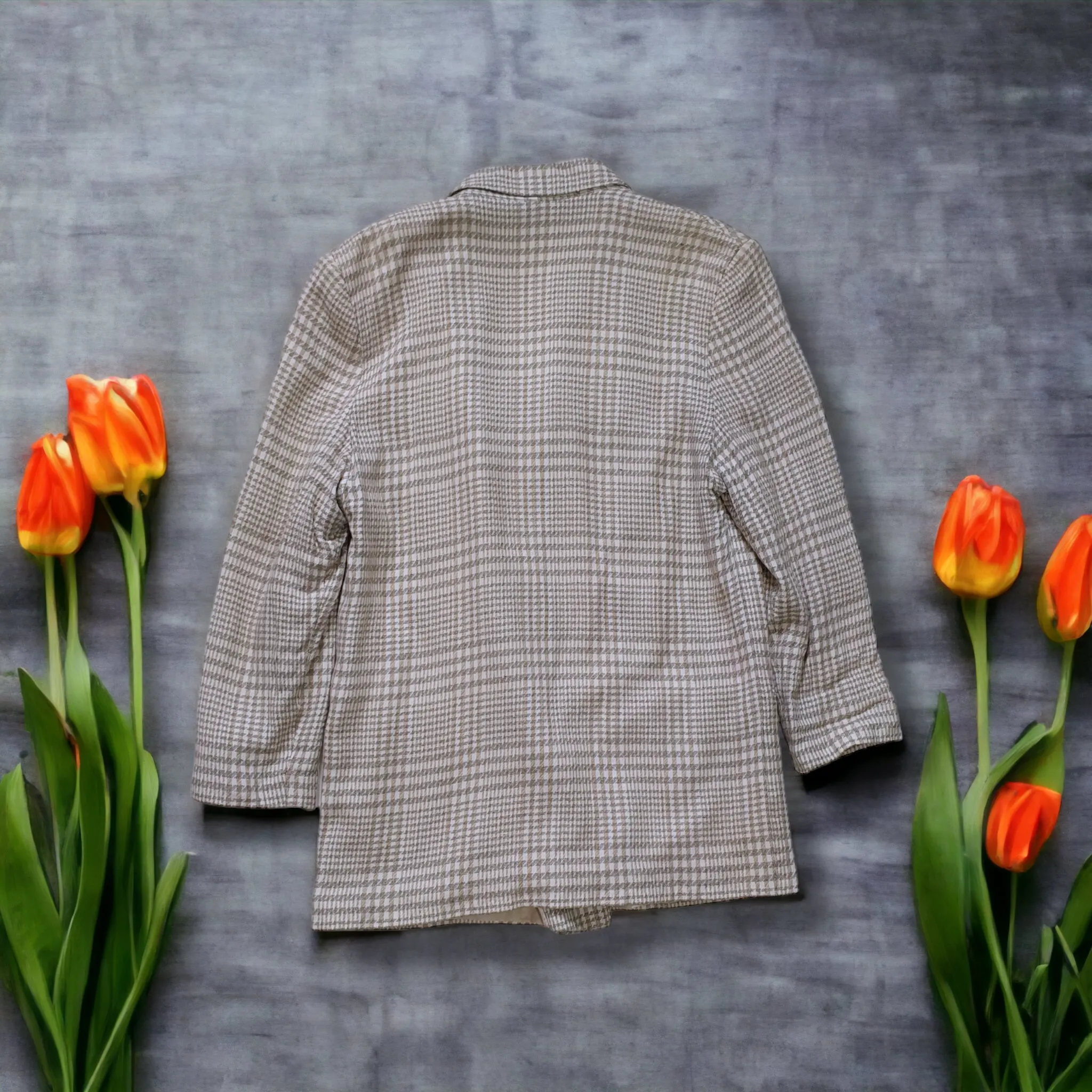 Vintage 'C&A' Light Check/Plaid Summer Blazer 38"