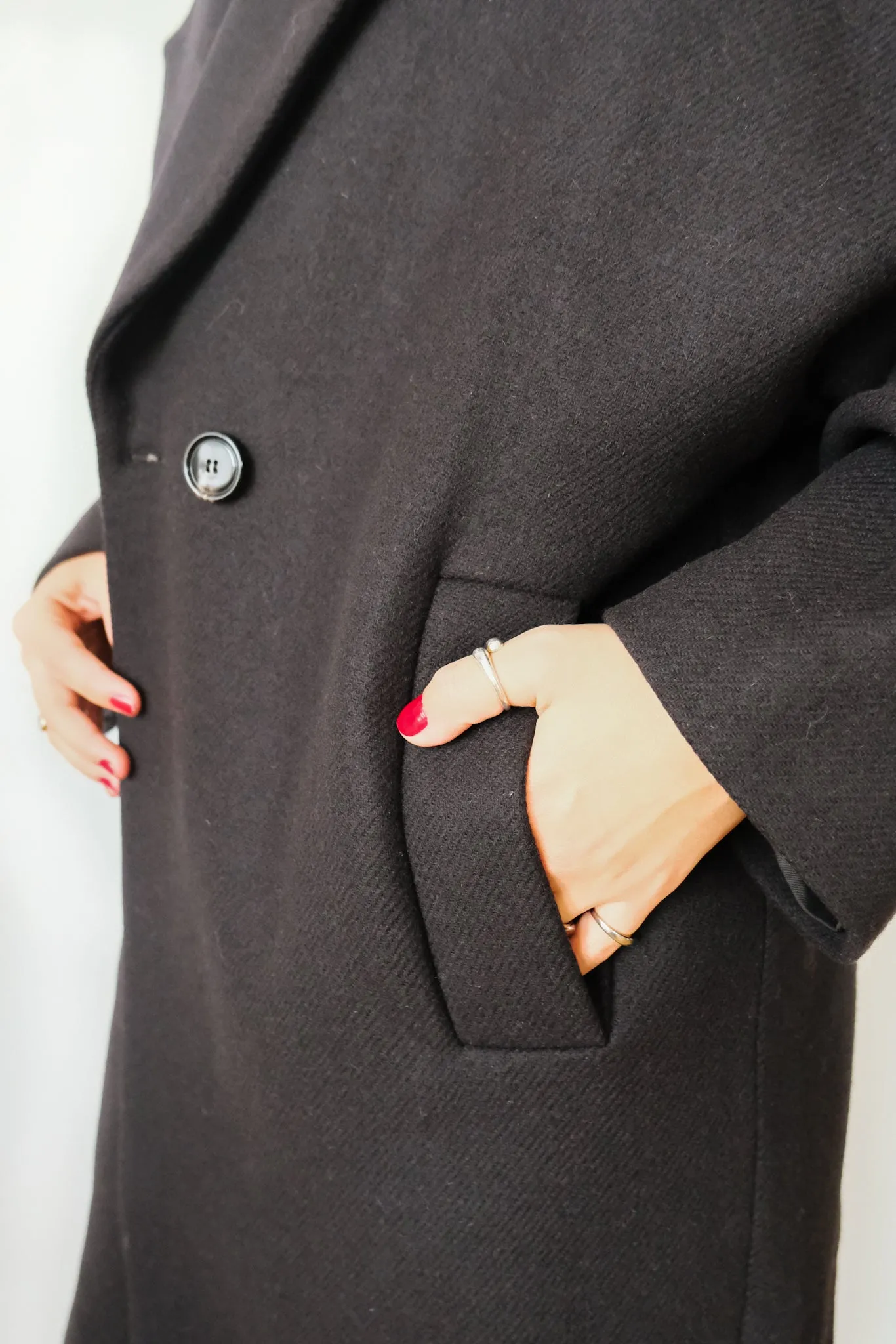 wool coat - cedar - black