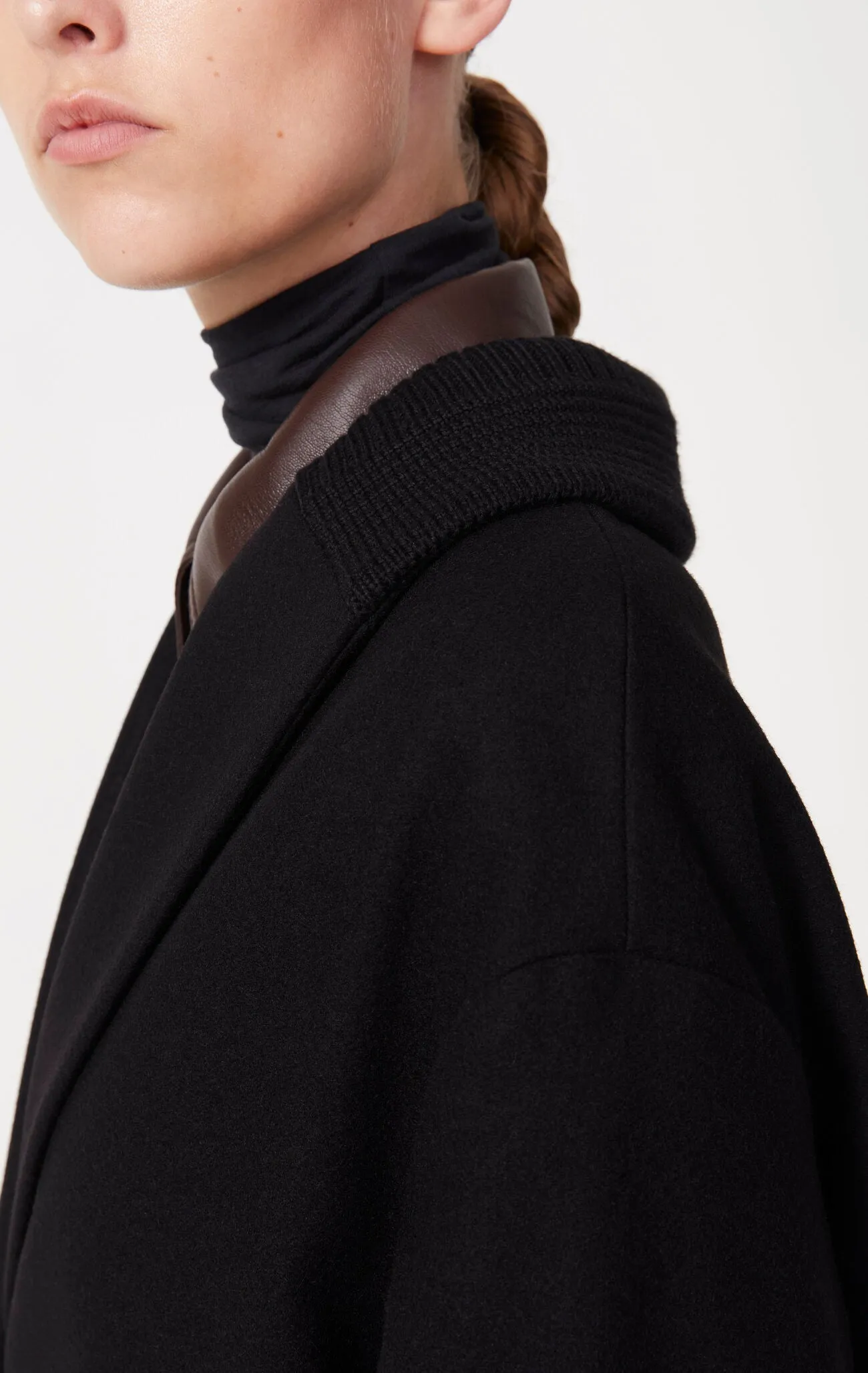 WOOL MADDOX COAT